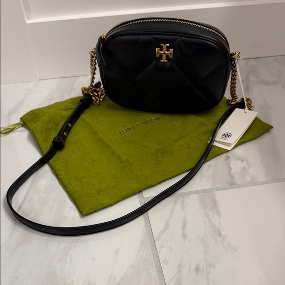 Tory Burch Handbags - NWT Tory Burch Kira Diamond Quilt Camera Bag Black Crossbody with Gold Accents